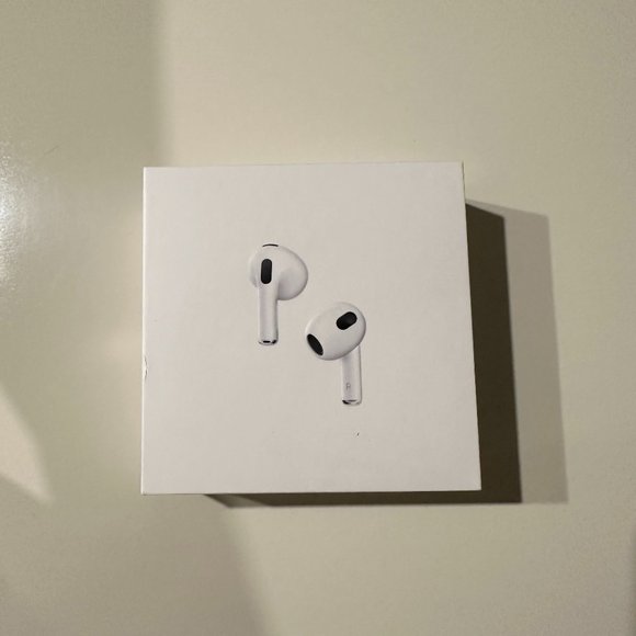 Airpods 3rd Generation - Picture 2 of 4